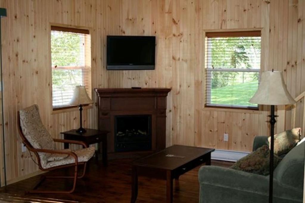 Lanes Riverhouse Inn&Cottages Montague Zimmer foto
