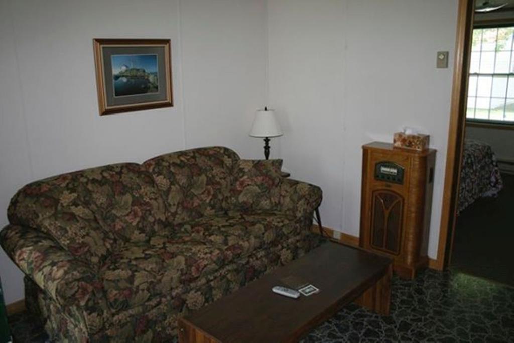 Lanes Riverhouse Inn&Cottages Montague Zimmer foto